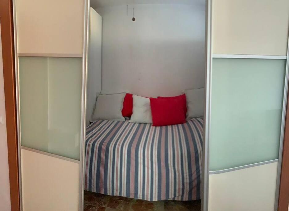 Apartment First Line Of The Sea Benalmádena Zewnętrze zdjęcie